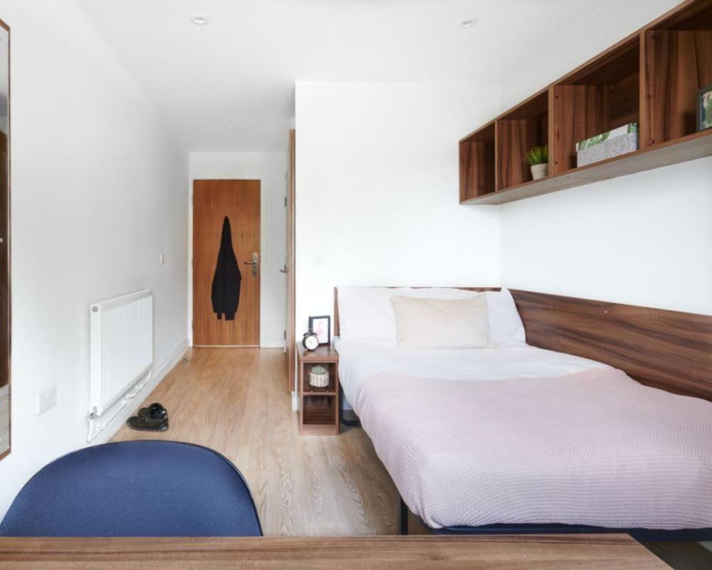 Zeni Ensuite Rooms In Ексетър Екстериор снимка